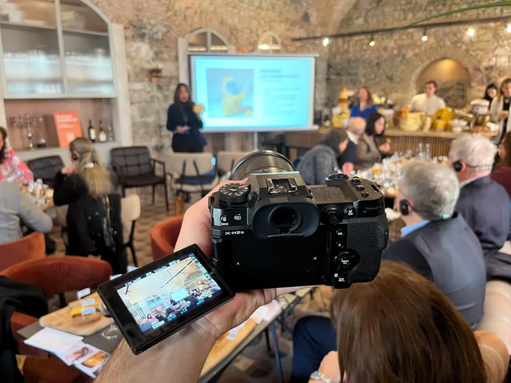 Filming activity and energy during a hackathon event in Istanbul